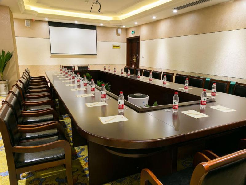 Vienna Hotel Shanghai Happy Valley Songjiang Zewnętrze zdjęcie